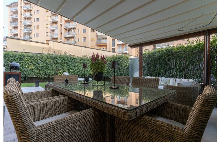 appartamento in vendita a Milano in zona Piazzale Lodi