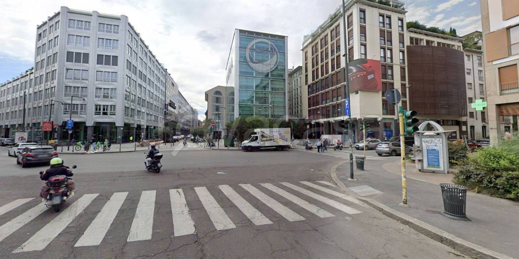 negozio in vendita a Milano