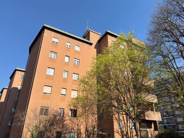 appartamento in vendita a Milano in zona Corvetto