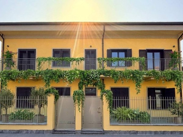 appartamento in vendita a Milano in zona Famagosta