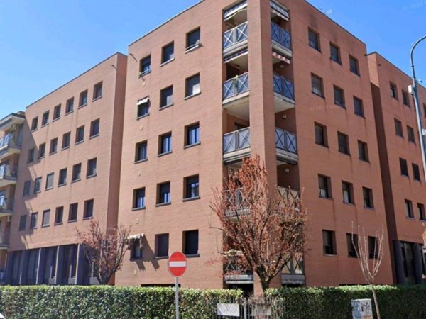 appartamento in vendita a Milano in zona Niguarda