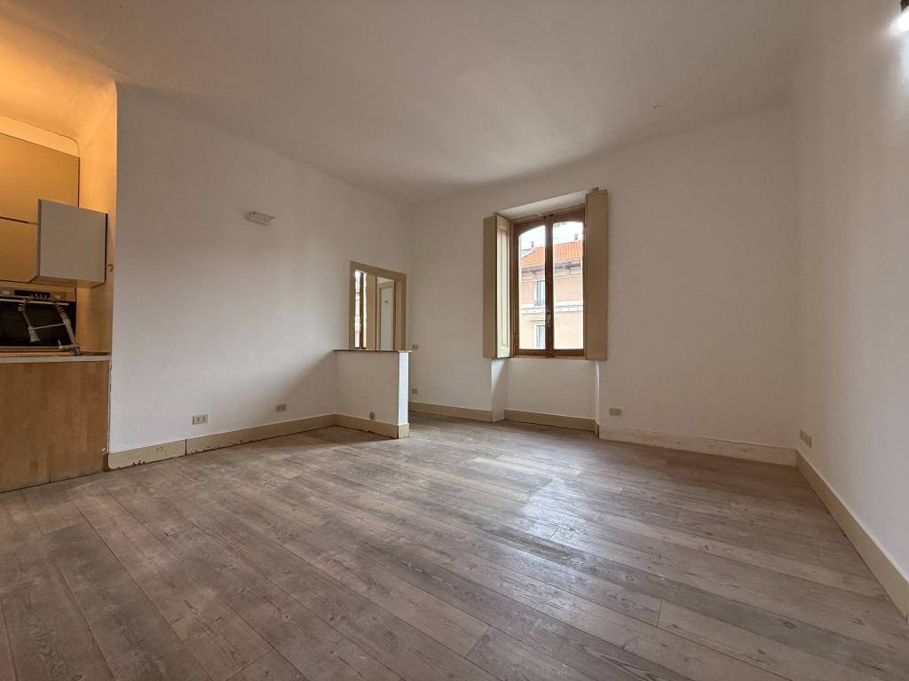 appartamento in vendita a Milano in zona Centro Direzionale