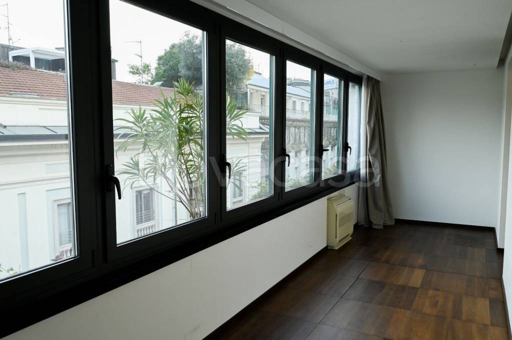 ufficio in vendita a Milano