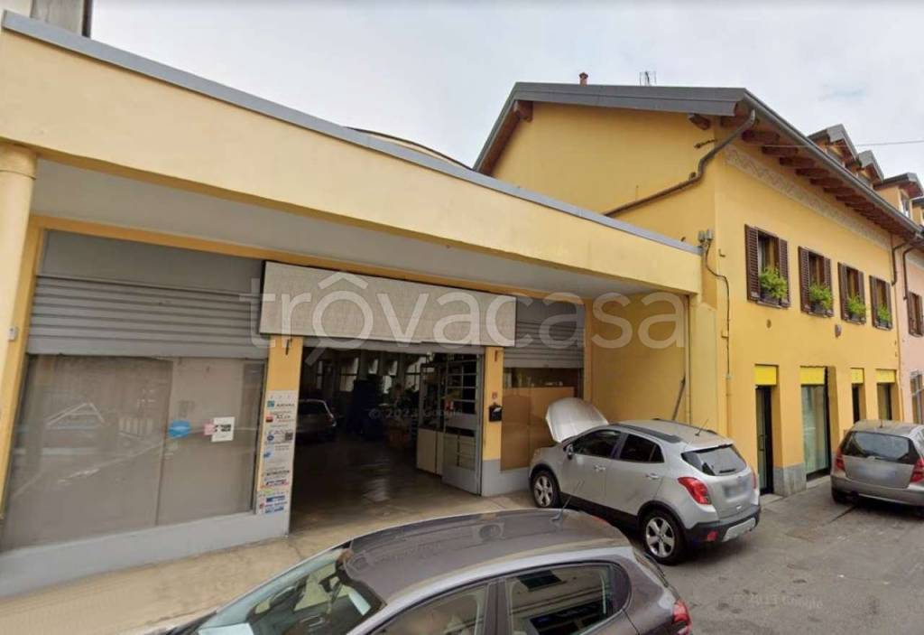 appartamento in vendita a Milano in zona Trenno