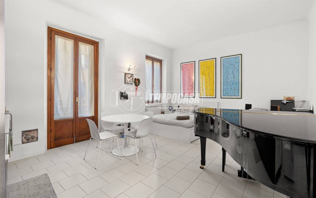 appartamento in vendita a Milano in zona Cinque Giornate