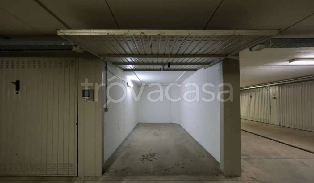 appartamento in vendita a Milano in zona Precotto