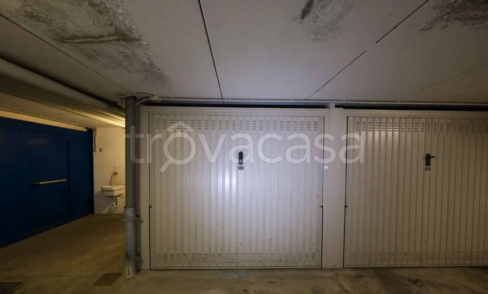 appartamento in vendita a Milano in zona Precotto