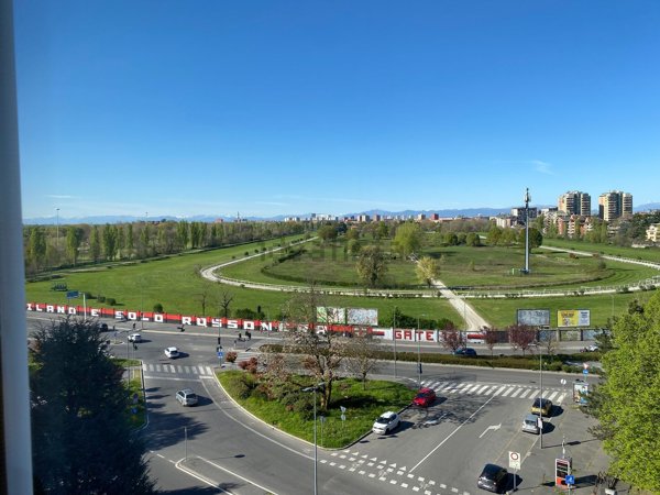 appartamento in vendita a Milano in zona Quarto Cagnino
