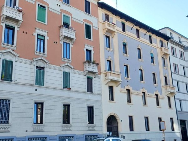 appartamento in vendita a Milano in zona Vigentino