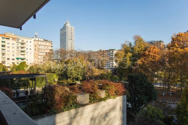 appartamento in vendita a Milano in zona Centro Direzionale
