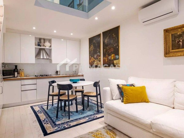 appartamento in vendita a Milano in zona Ortica