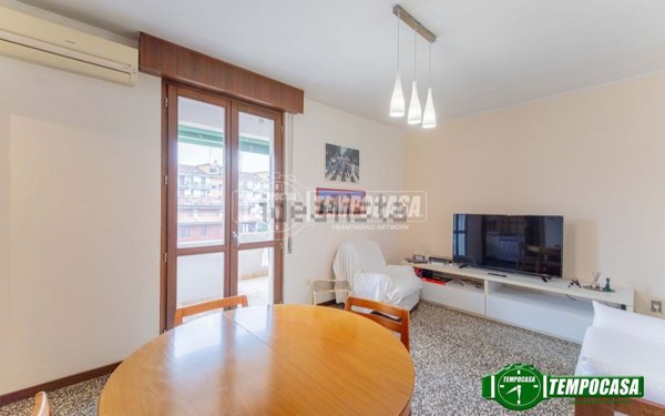 appartamento in vendita a Milano in zona Baggio