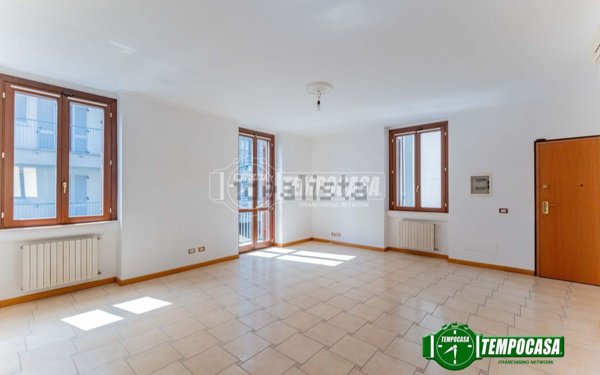 appartamento in vendita a Milano in zona Segnano