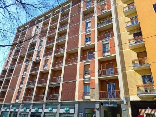 appartamento in vendita a Milano in zona Vigentino