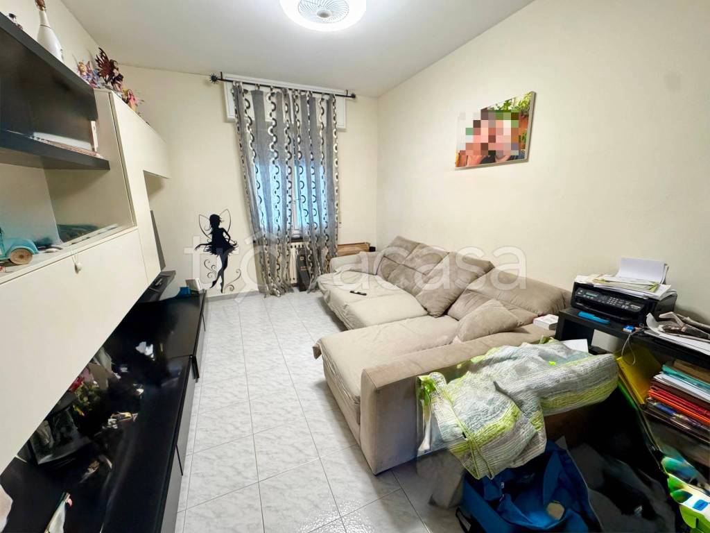 appartamento in vendita a Milano in zona Baggio