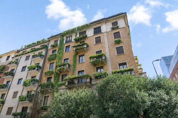 appartamento in vendita a Milano in zona Centro Direzionale