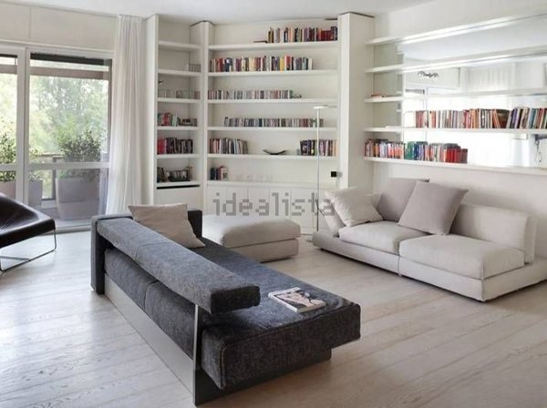 appartamento in vendita a Milano in zona Baggio