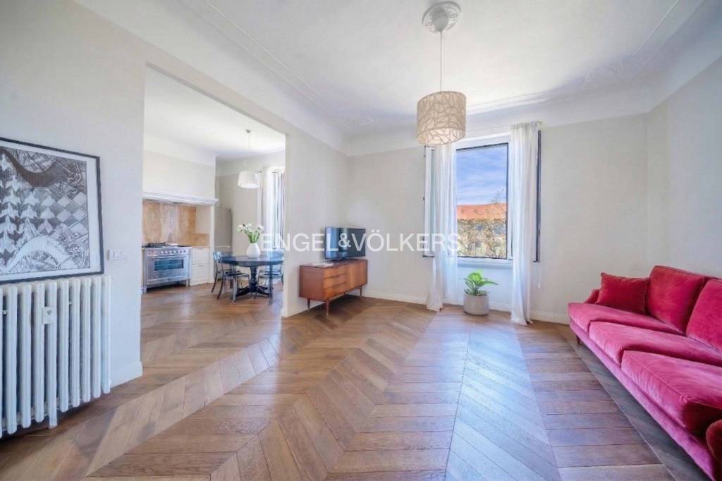 appartamento in vendita a Milano in zona Città Studi