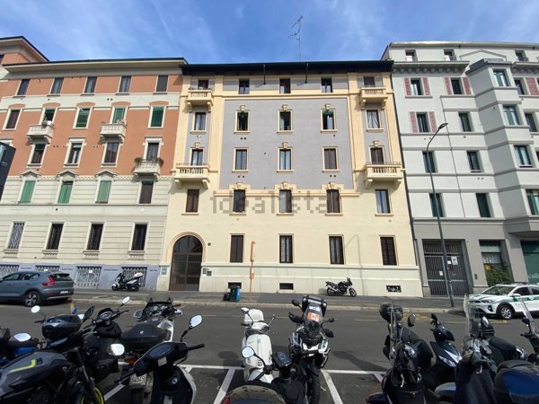 appartamento in vendita a Milano in zona Piazzale Lodi