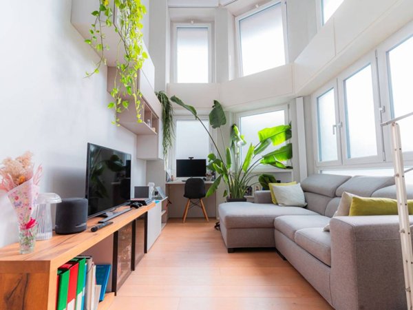 appartamento in vendita a Milano in zona Solari