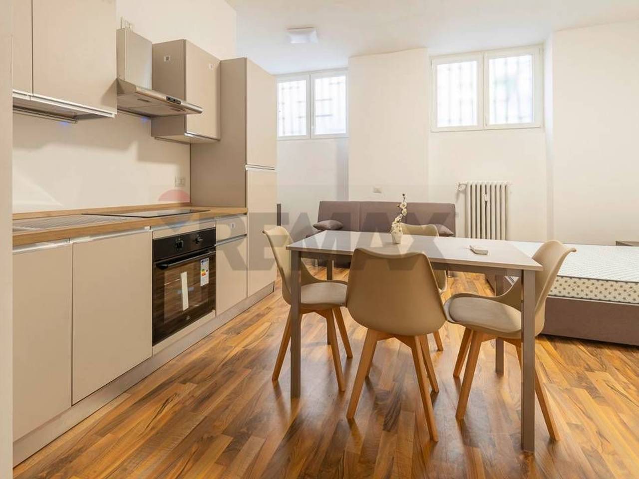 appartamento in vendita a Milano in zona Bocconi