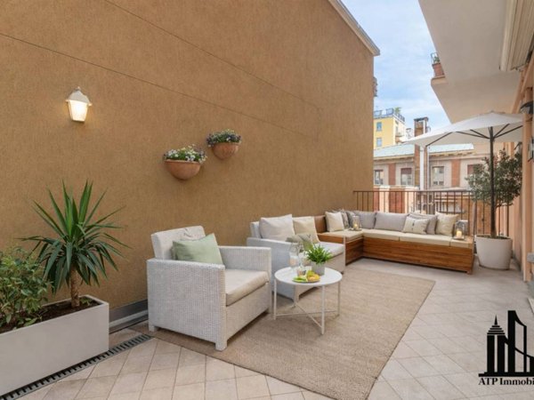 appartamento in vendita a Milano in zona Lorenteggio