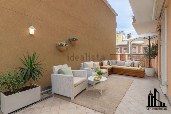 appartamento in vendita a Milano in zona Lorenteggio