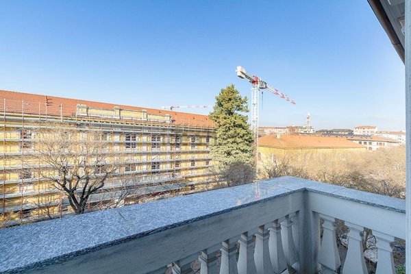 appartamento in vendita a Milano in zona Il Portello