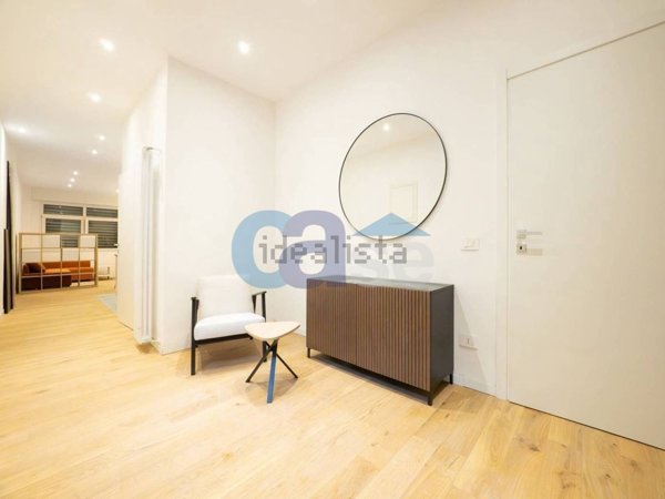 appartamento in vendita a Milano in zona Isola