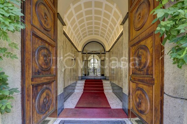 ufficio in vendita a Milano in zona Stazione Centrale