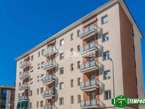 appartamento in vendita a Milano in zona Quarto Oggiaro