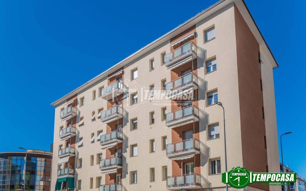 appartamento in vendita a Milano in zona Affori