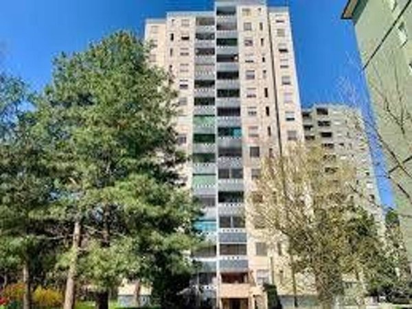 appartamento in vendita a Milano in zona Gallaratese