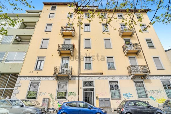 appartamento in vendita a Milano in zona Dergano