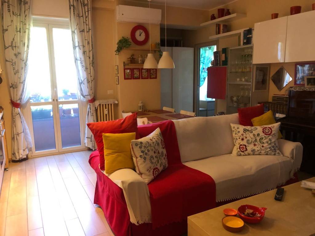 appartamento in vendita a Milano in zona Piazzale Lodi