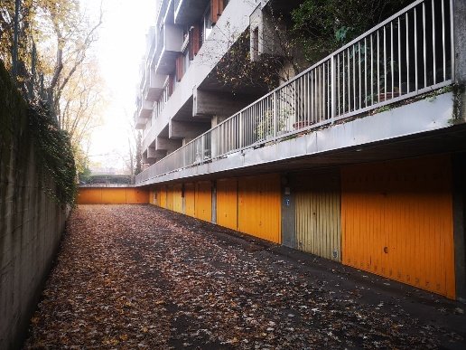 casa indipendente in vendita a Milano in zona Trenno