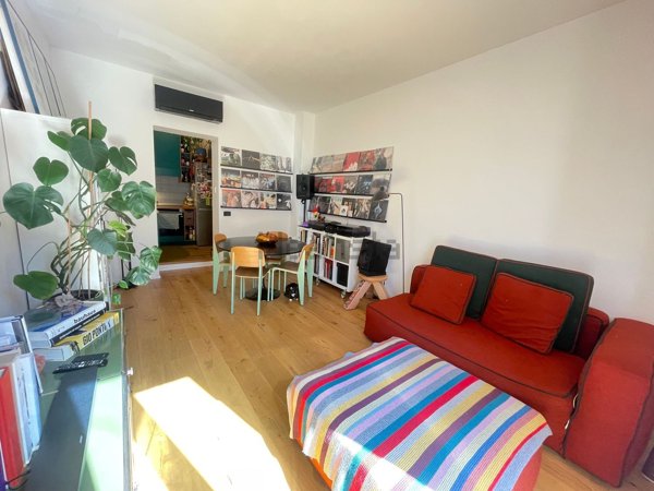 appartamento in vendita a Milano in zona Vigentino