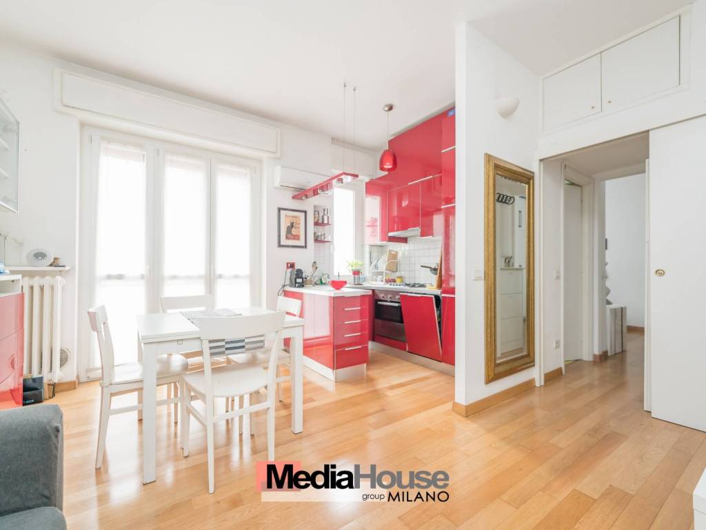 appartamento in vendita a Milano in zona Città Studi