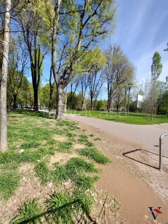 appartamento in vendita a Milano in zona Affori