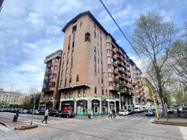 appartamento in vendita a Milano in zona Centro Direzionale