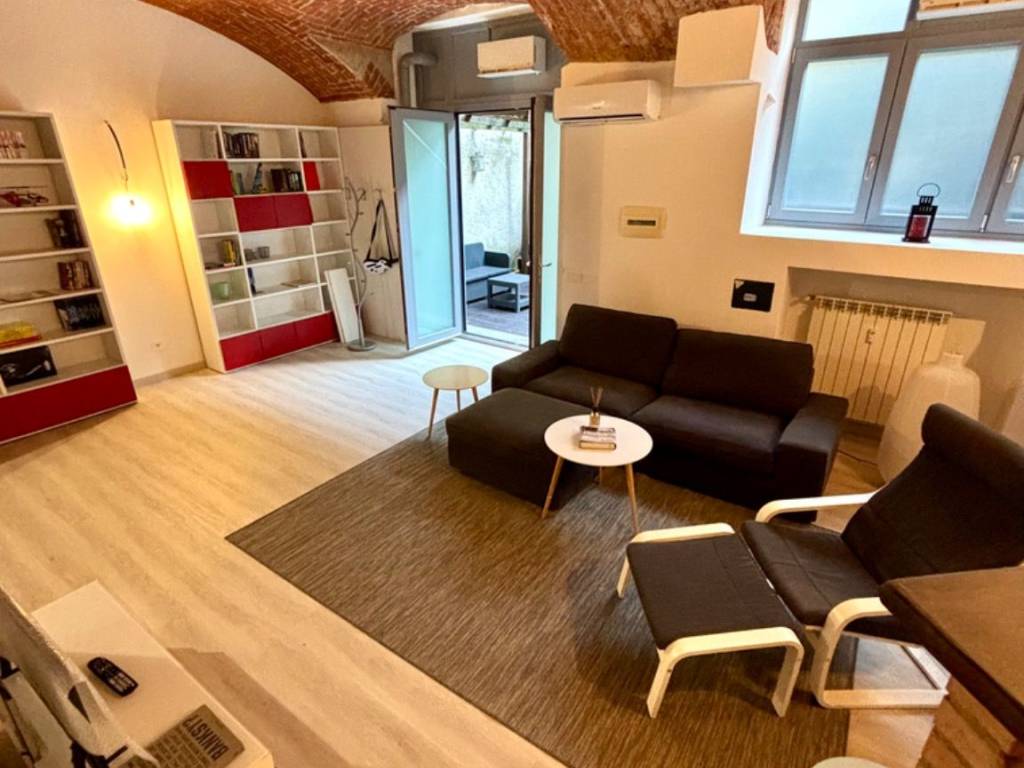 appartamento in vendita a Milano in zona Città Studi