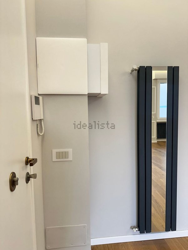 appartamento in vendita a Milano in zona Cinque Giornate