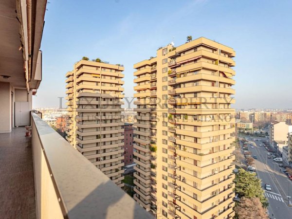 appartamento in vendita a Milano in zona Corvetto