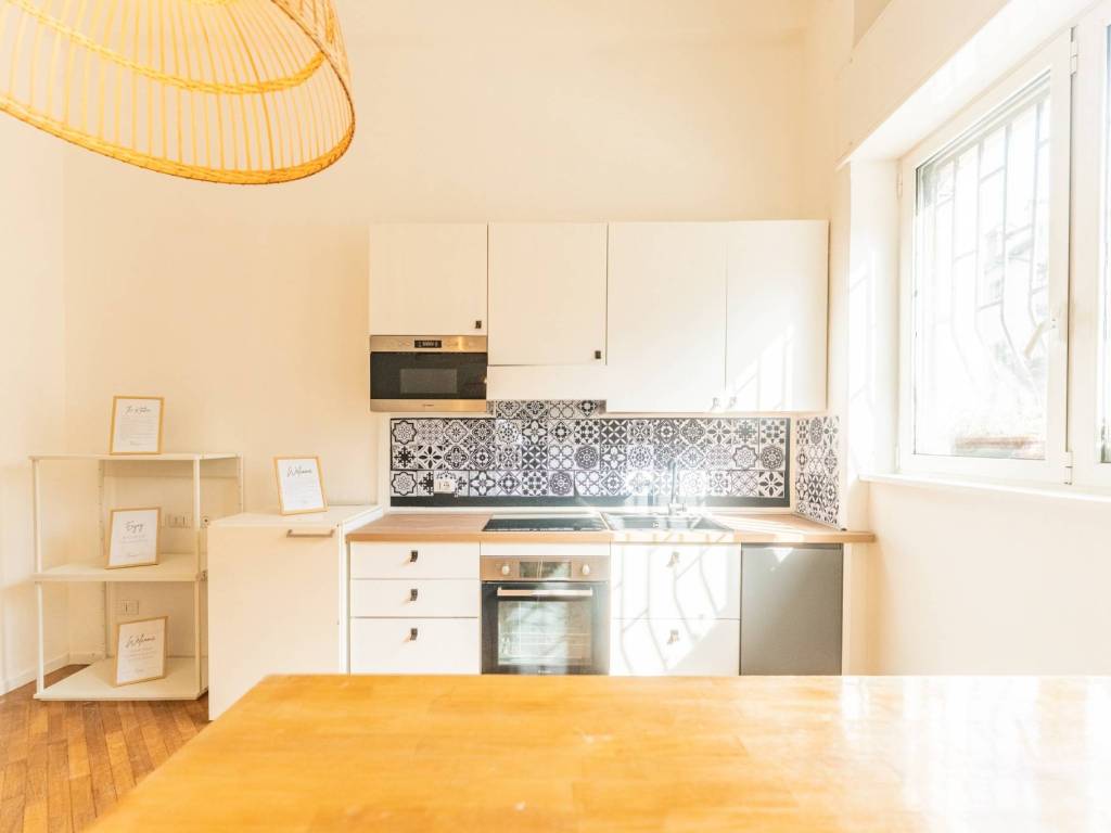 appartamento in vendita a Milano in zona Vigentino