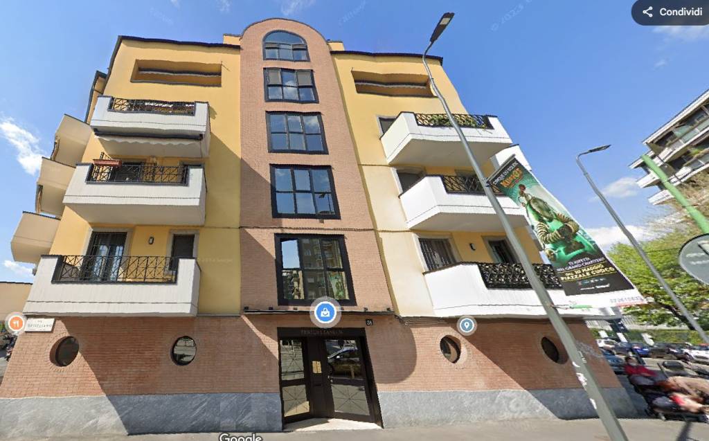 appartamento in vendita a Milano in zona Piazzale Lodi