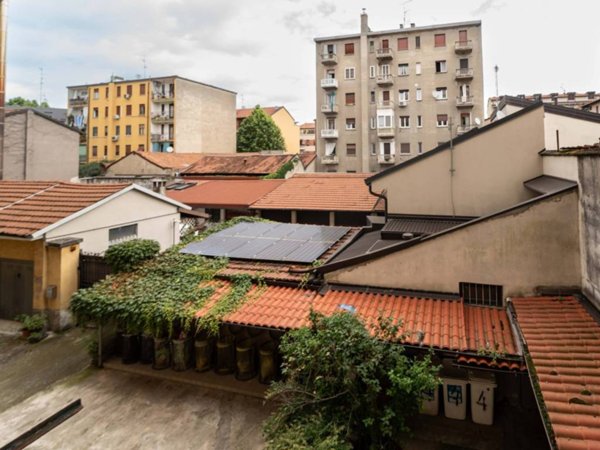 appartamento in vendita a Milano in zona Adriano