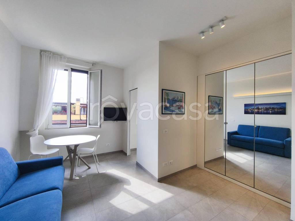 appartamento in vendita a Milano in zona XXII Marzo