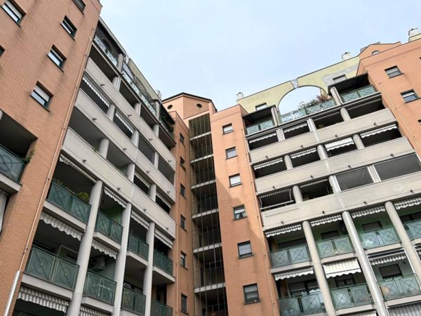 appartamento in vendita a Milano in zona Crescenzago