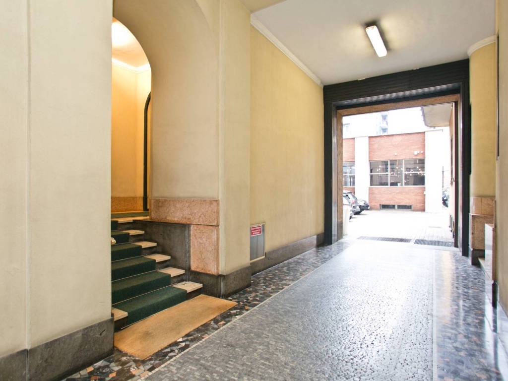 appartamento in vendita a Milano in zona Solari