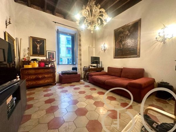 appartamento in vendita a Milano in zona Bocconi